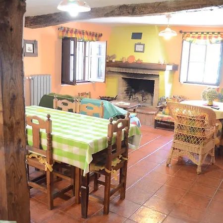 La Pequena A Y B Villaherreros