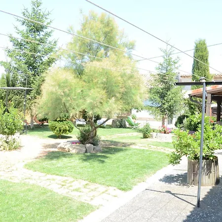 La Pequena A Y B Country house *