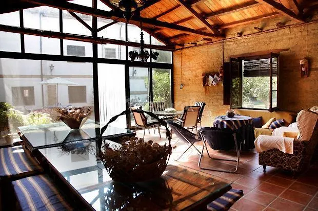 컨트리하우스 La Pequena A Y B *