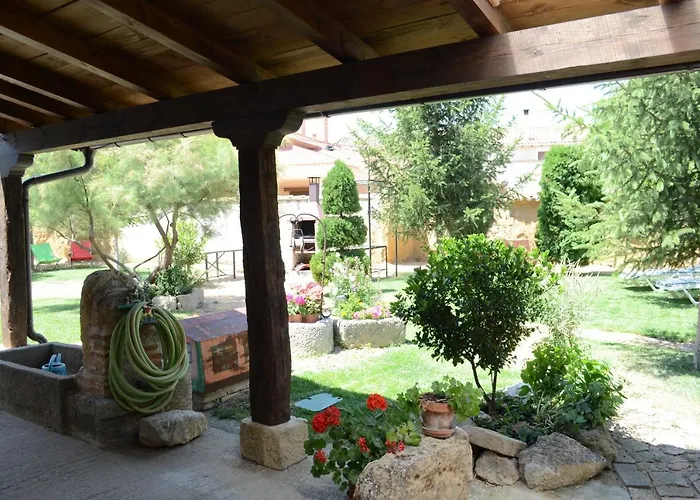 Gospodarstwo wiejskie La Pequena A Y B *